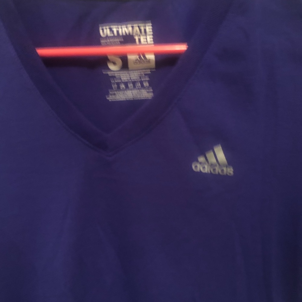 Basic ADIDAS tee - Picture 2 of 3